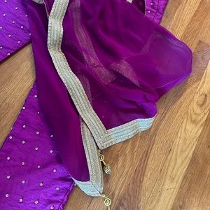 Magenta formal Muslim Islamic dress